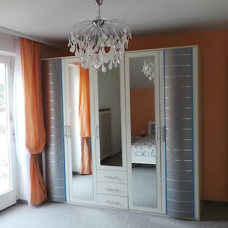 Big-foot Loft